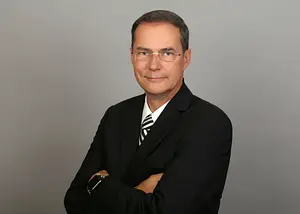 Andreas Stegemann - KI-Experte für Immobilienmanagement